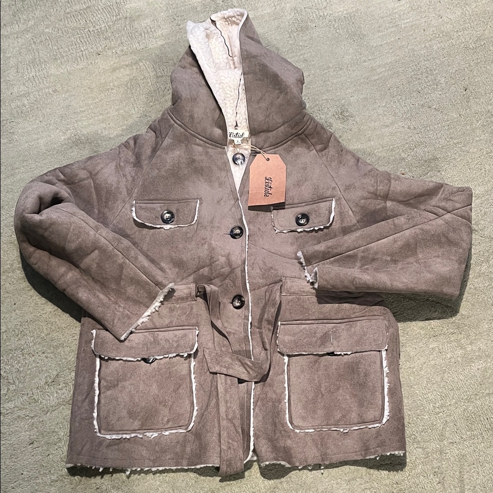 Woman’s Brown Hooded Jacket with Sherpa